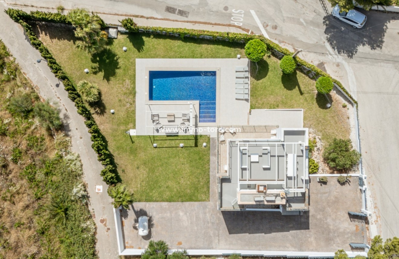 Resale - Villa - Moraira - Benimeit