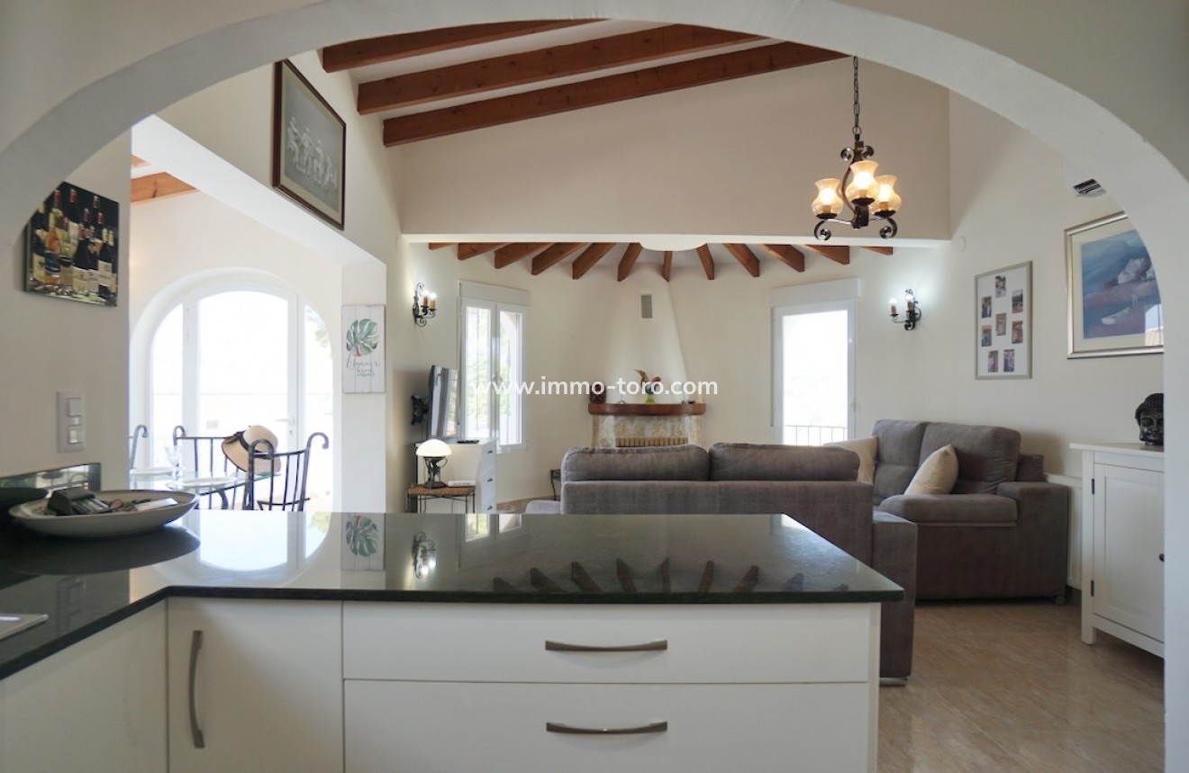 Herverkoop - Villa - Benissa - Punta Estrella