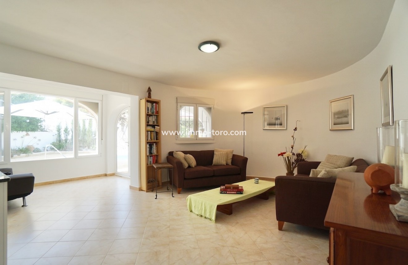 Herverkoop - Villa - Benissa - Punta Estrella