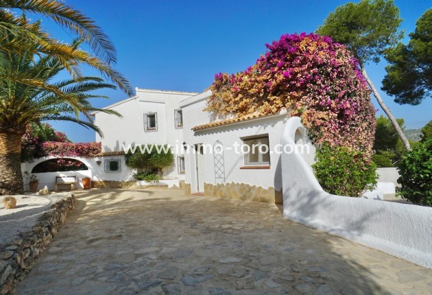 Herverkoop - Villa - Benissa - Punta Estrella
