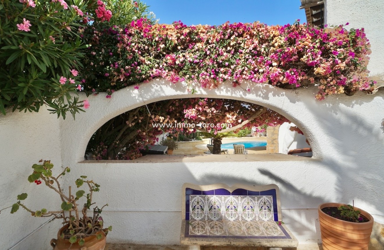 Herverkoop - Villa - Benissa - Punta Estrella