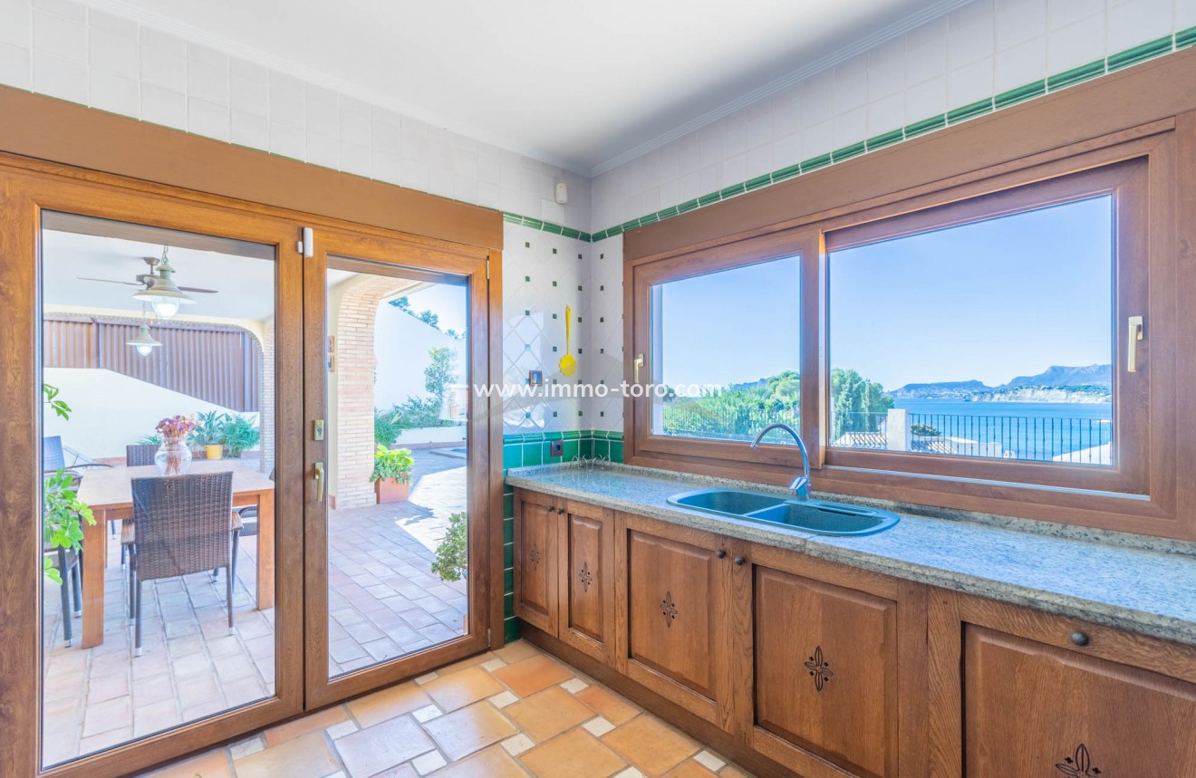 Resale - Villa - Moraira - El Portet
