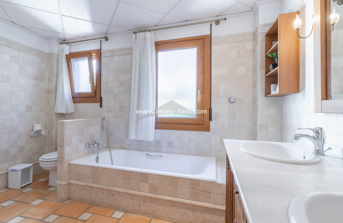 Resale - Villa - Moraira - El Portet