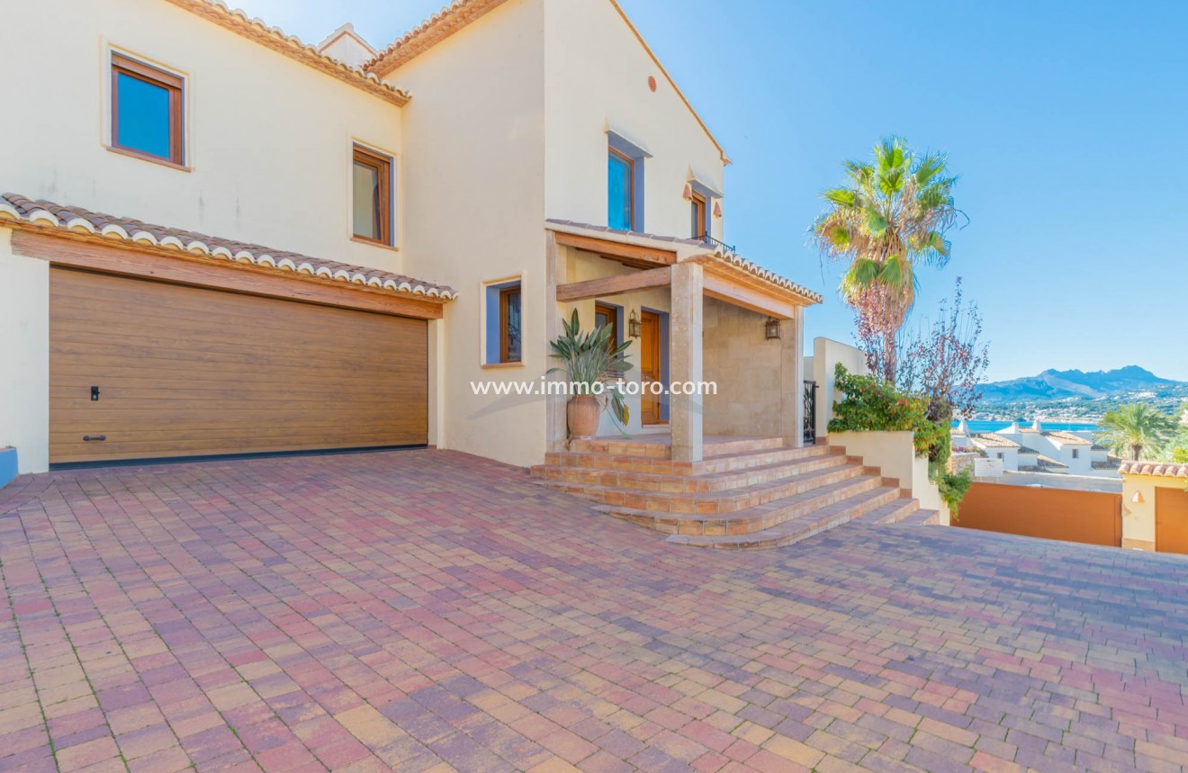 Resale - Villa - Moraira - El Portet
