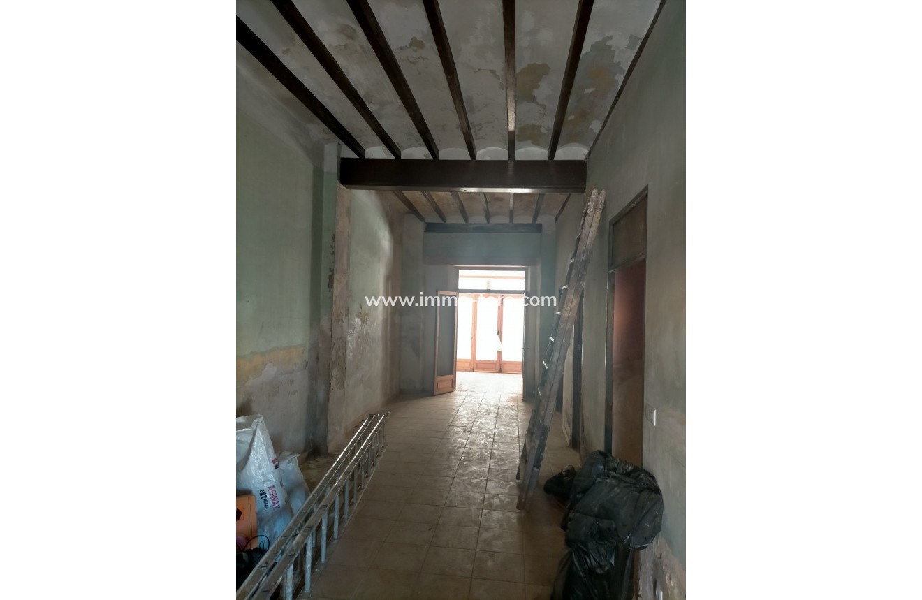 Resale - town_house - Ondara