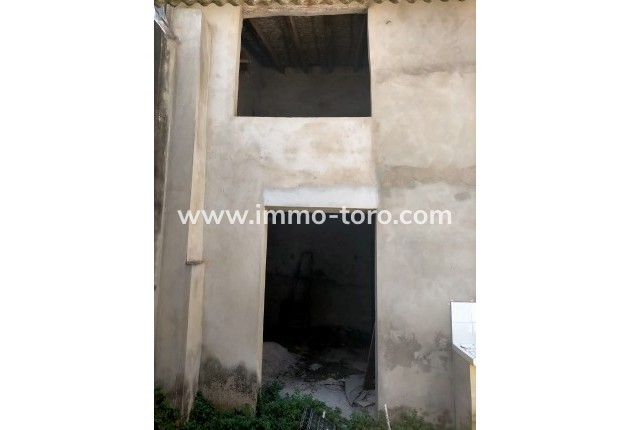 Resale - town_house - Ondara