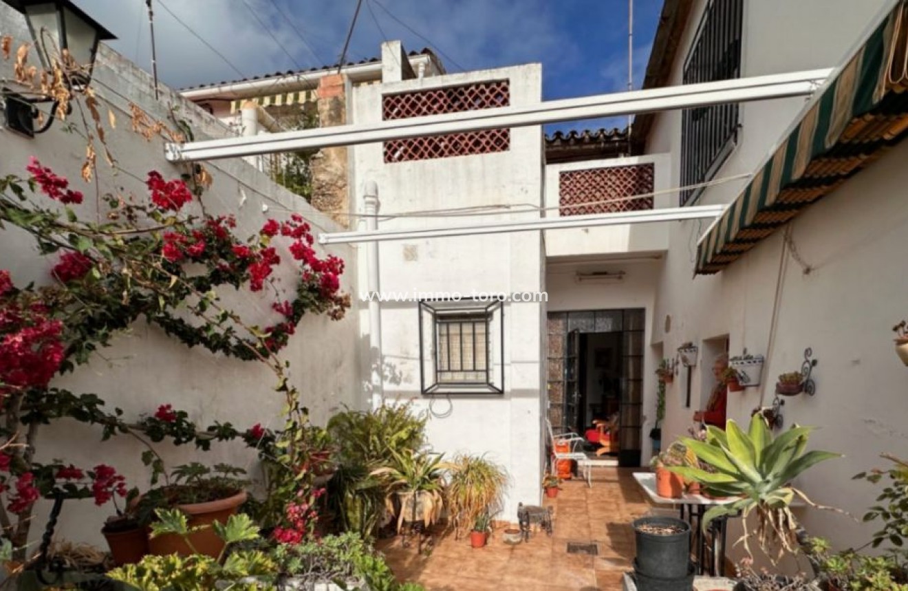 Herverkoop - town_house - Sagra