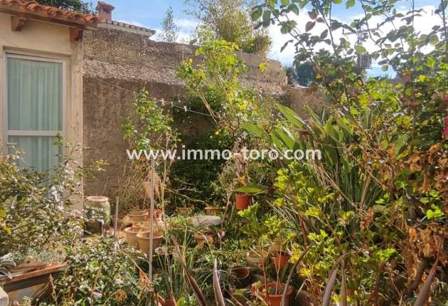 Herverkoop - town_house - Sagra