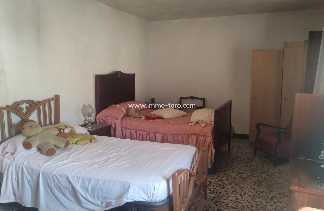 Herverkoop - town_house - Sagra