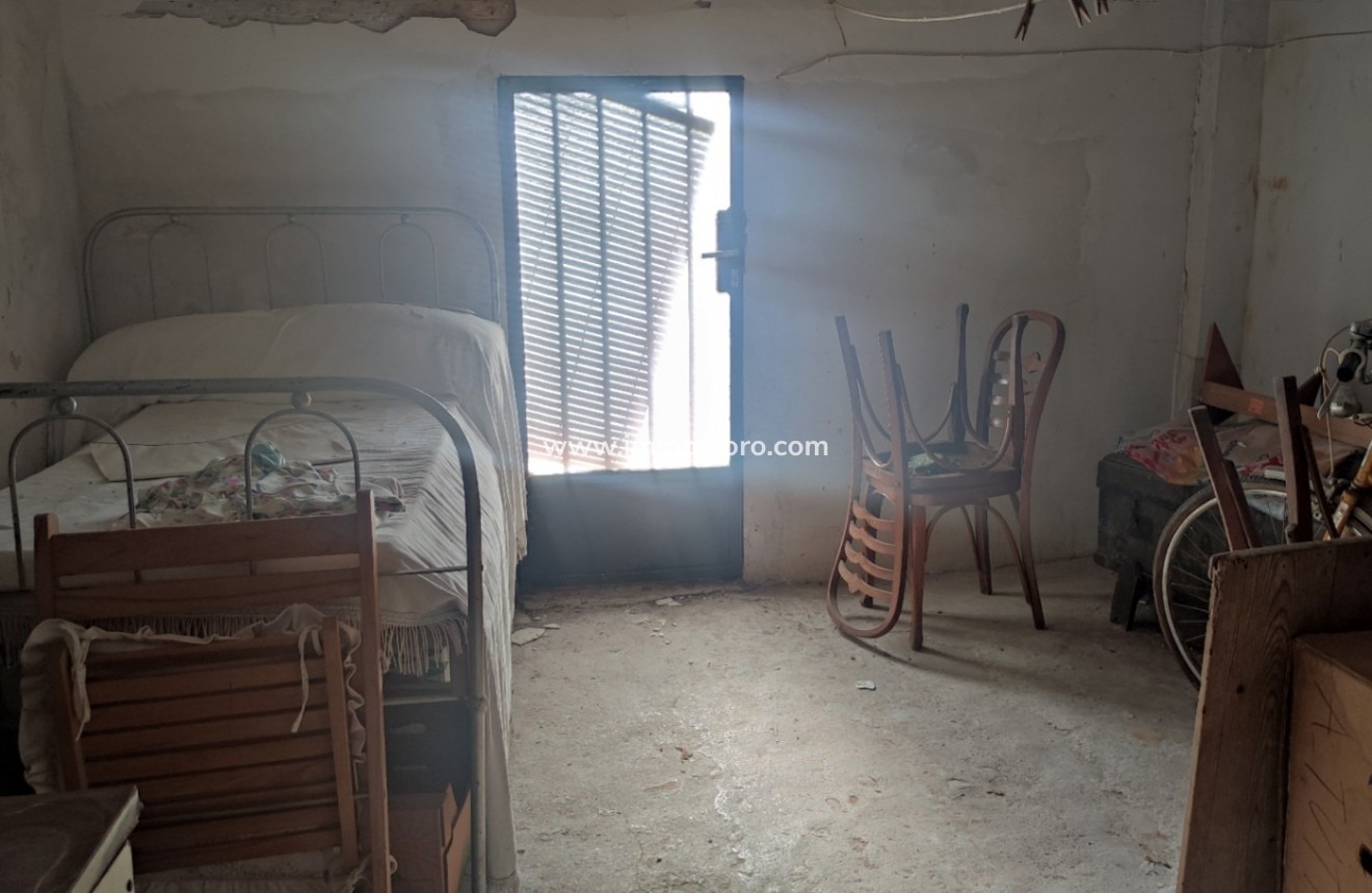 Herverkoop - town_house - Sagra