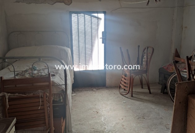 Herverkoop - town_house - Sagra