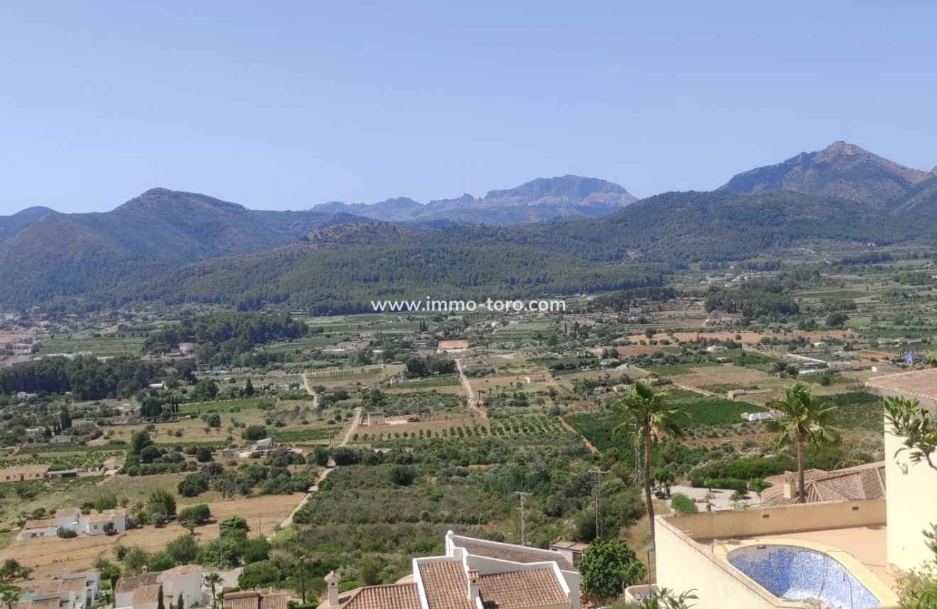 Resale - terrain - Jalón