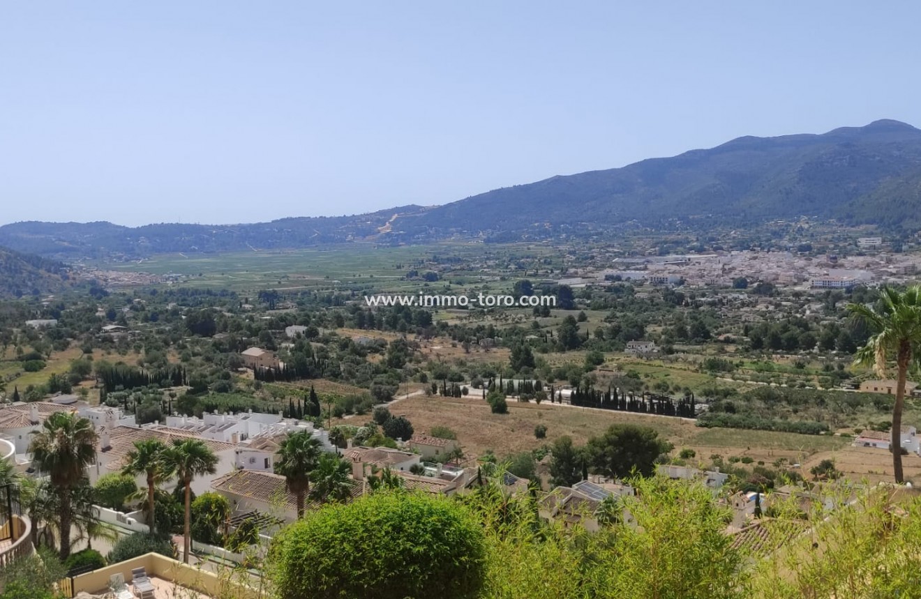 Resale - terrain - Jalón