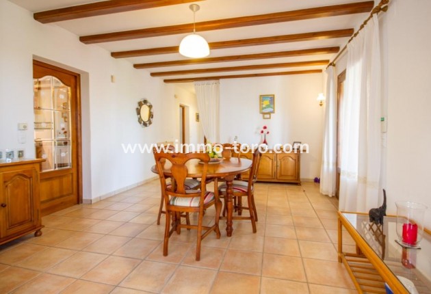 Venta - Villa / Chalet - Orba