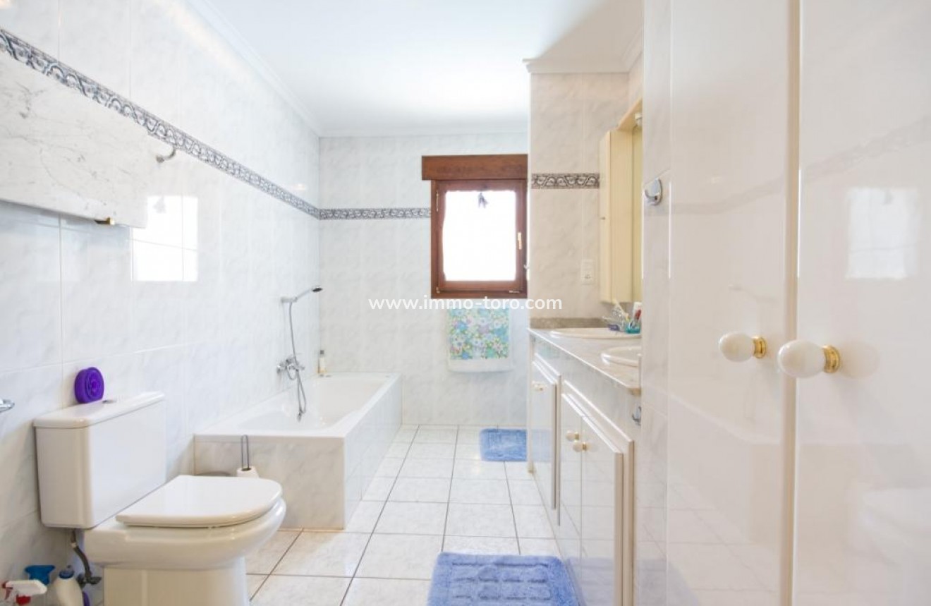 Venta - Villa / Chalet - Orba