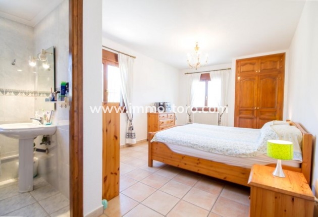 Venta - Villa / Chalet - Orba