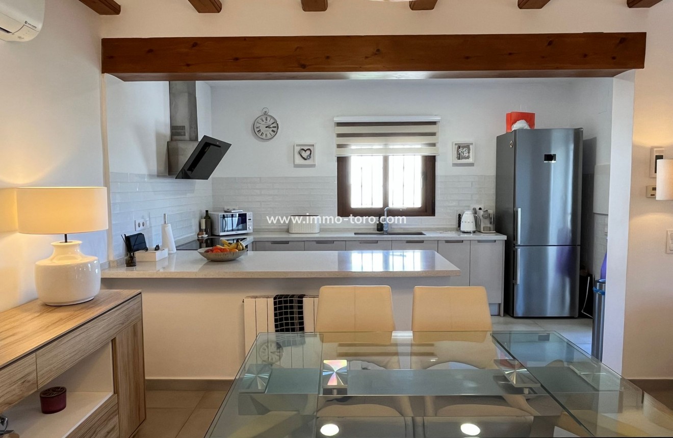 Resale - Villa - Alcalalí