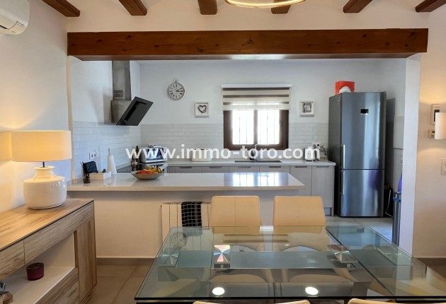 Resale - Villa - Alcalalí