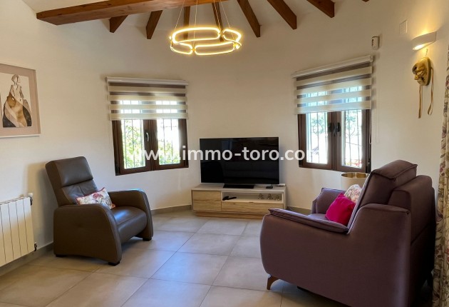 Resale - Villa - Alcalalí