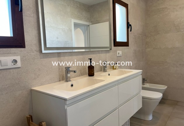 Resale - Villa - Alcalalí