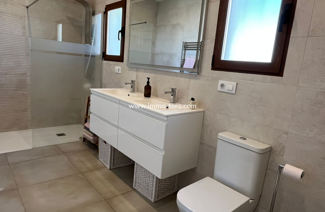 Resale - Villa - Alcalalí
