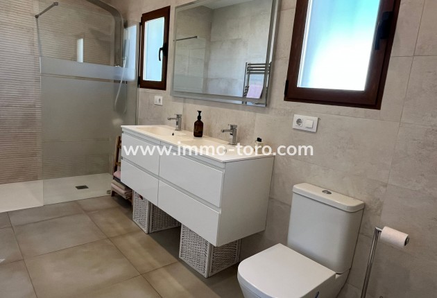Resale - Villa - Alcalalí