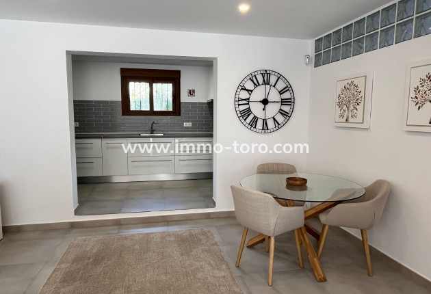 Resale - Villa - Alcalalí
