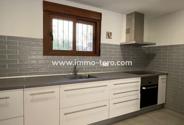 Resale - Villa - Alcalalí