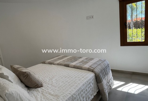 Resale - Villa - Alcalalí
