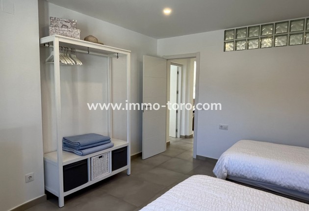 Resale - Villa - Alcalalí