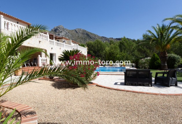 Venta - Villa / Chalet - Benigembla