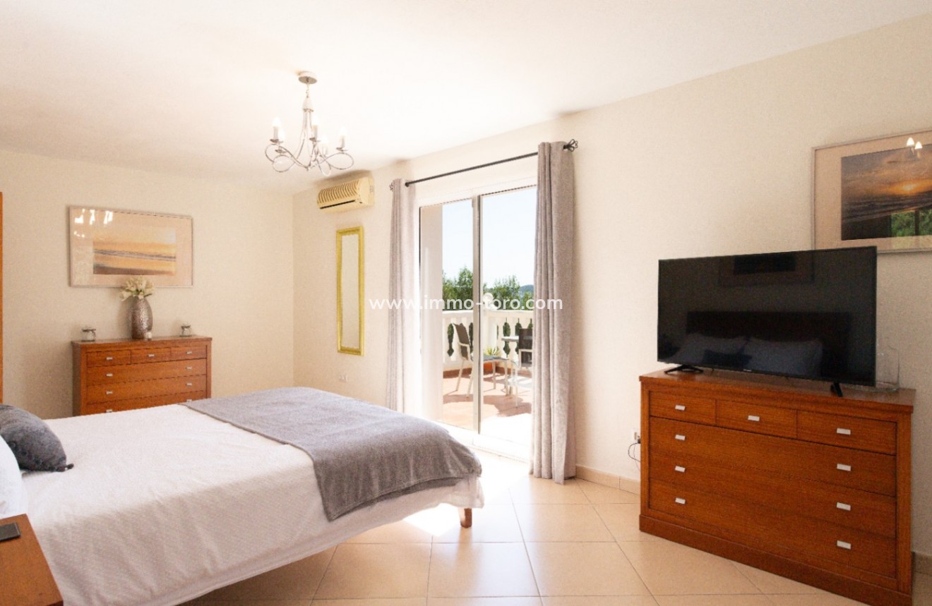 Venta - Villa / Chalet - Benigembla
