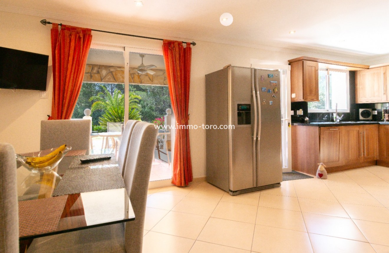 Venta - Villa / Chalet - Benigembla
