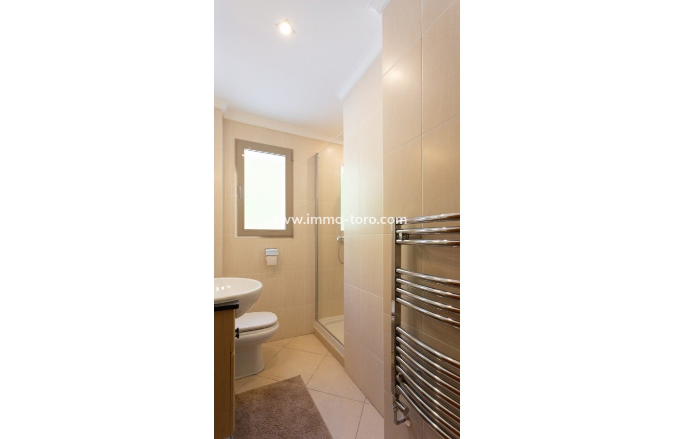 Venta - Villa / Chalet - Benigembla