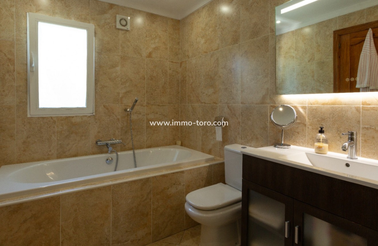 Venta - Villa / Chalet - Benigembla