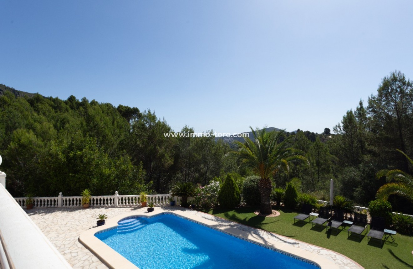 Venta - Villa / Chalet - Benigembla