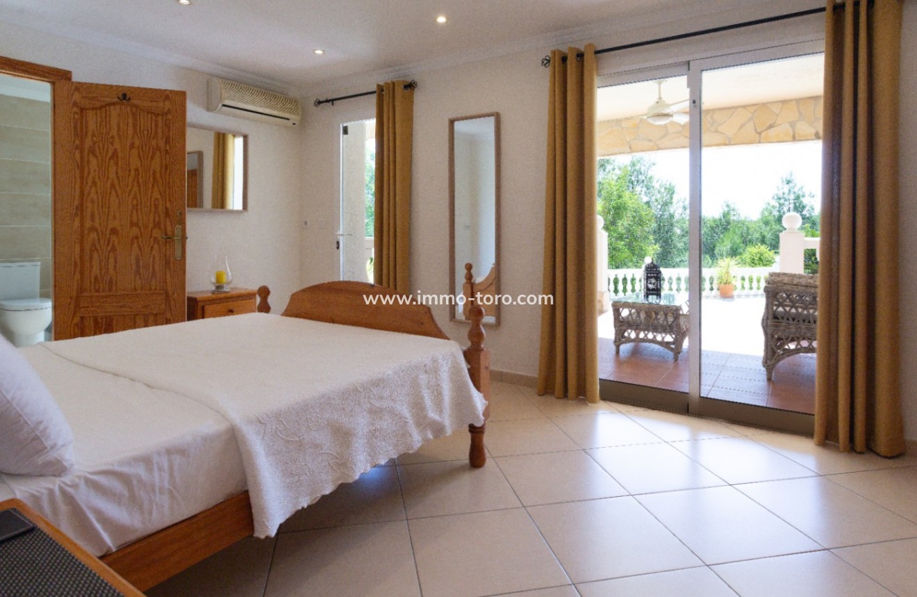 Venta - Villa / Chalet - Benigembla