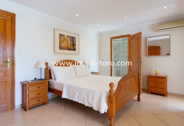 Venta - Villa / Chalet - Benigembla