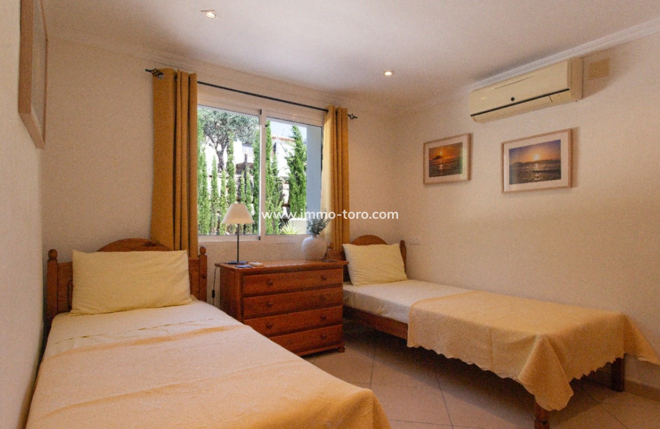 Venta - Villa / Chalet - Benigembla