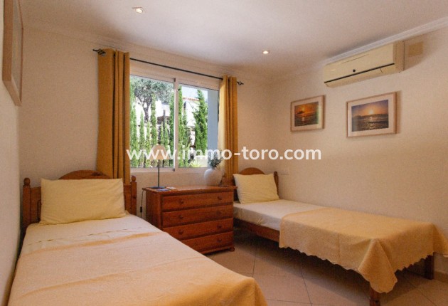 Venta - Villa / Chalet - Benigembla