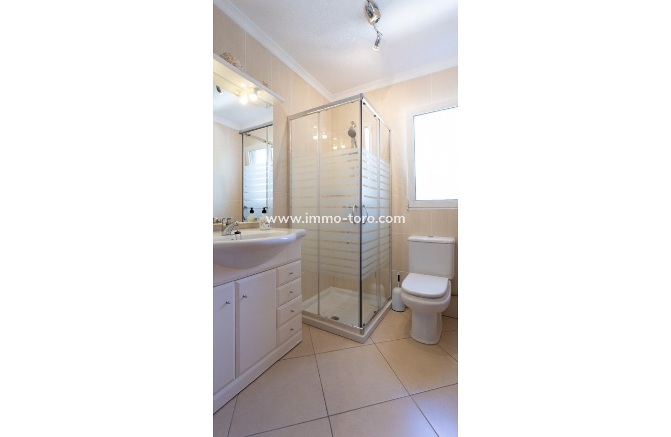 Venta - Villa / Chalet - Benigembla