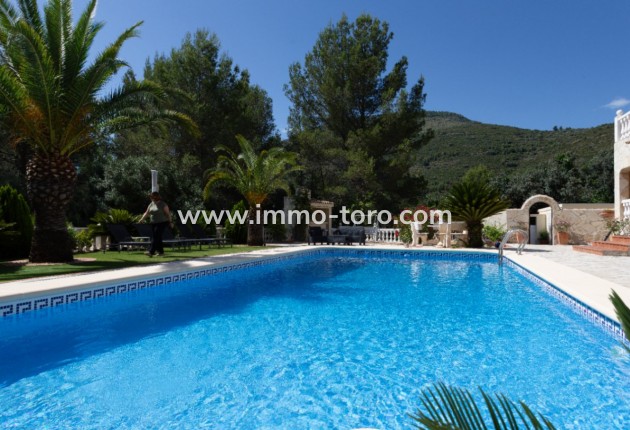 Venta - Villa / Chalet - Benigembla
