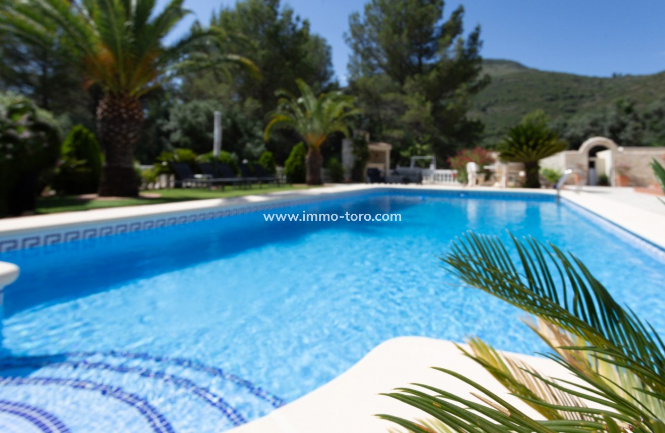 Venta - Villa / Chalet - Benigembla