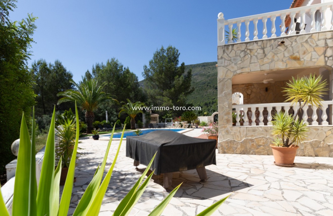 Venta - Villa / Chalet - Benigembla