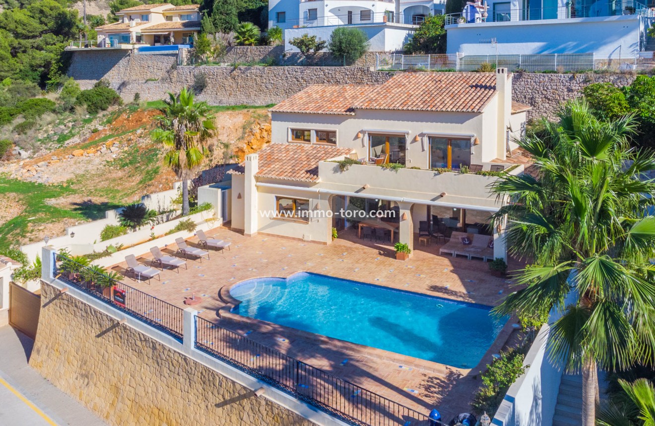 Resale - Villa - Moraira - El Portet