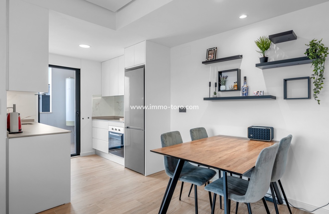 Resale - Apartment - Orihuela - Costa Blanca South
