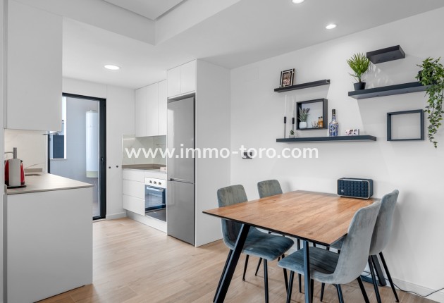 Resale - Apartment - Orihuela - Costa Blanca South