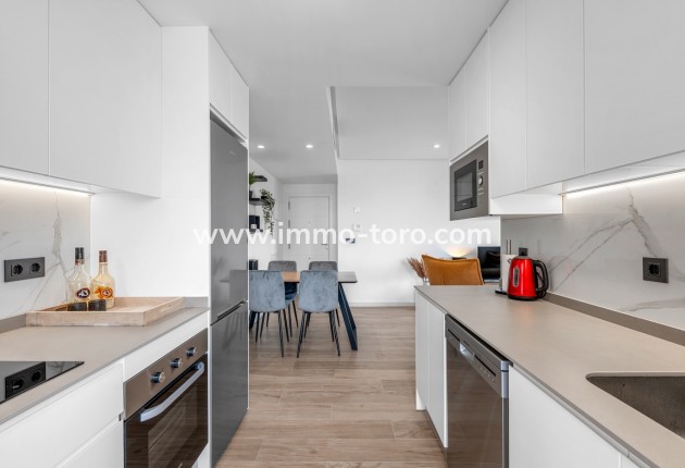 Resale - Apartment - Orihuela - Costa Blanca South