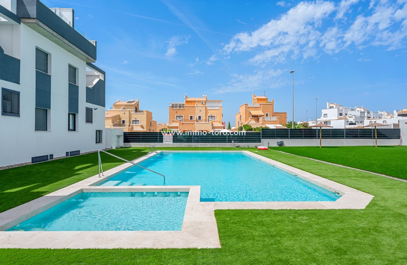Resale - Apartment - Orihuela - Costa Blanca South