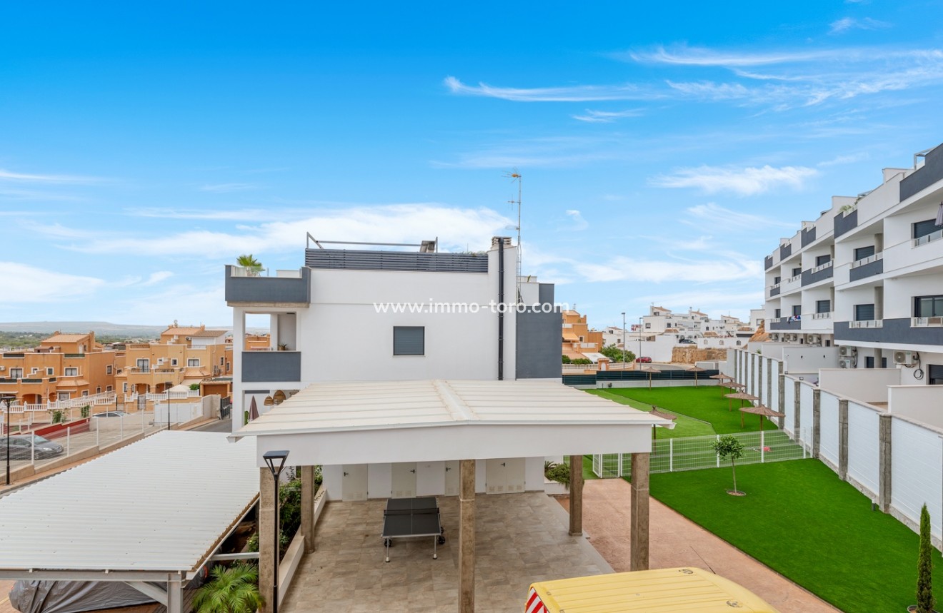 Resale - Apartment - Orihuela - Costa Blanca South